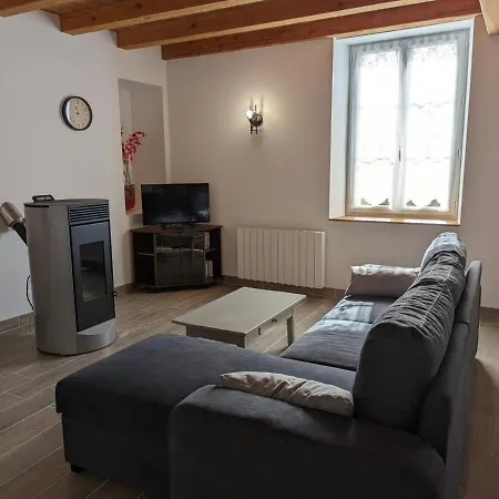 Maison Lumineuse Avec Cour Privative, Proche Sites Culturels, Confort, Equipe Bebe, Wifi Inclus